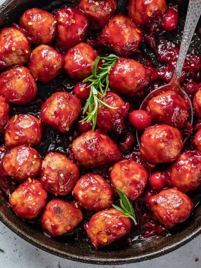 meatballs-in-cranberry-sauce