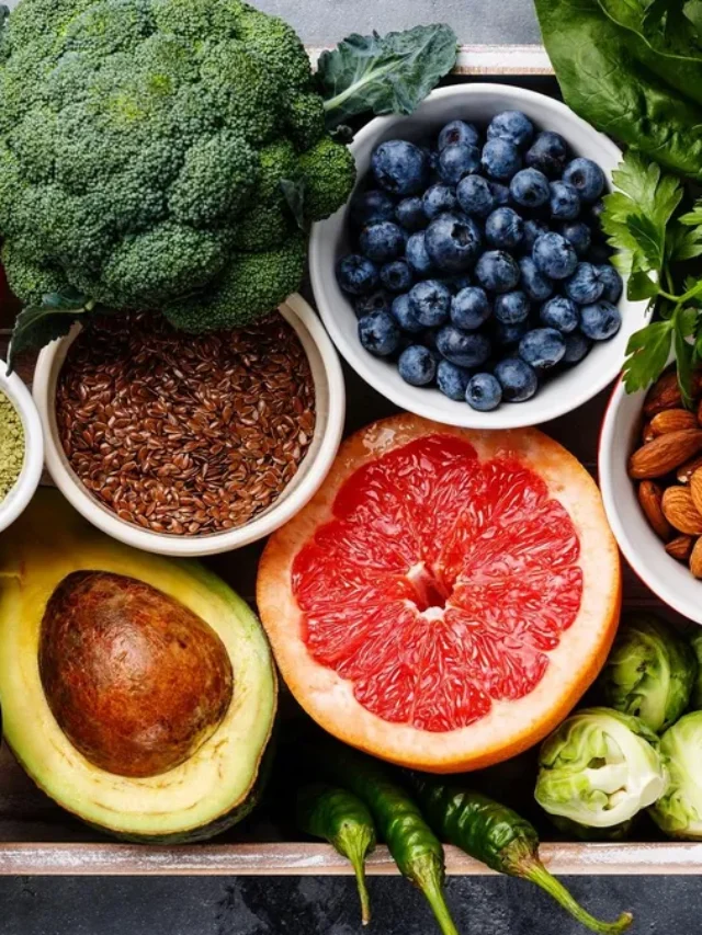 8 Superfoods So Nutritious, a Dietitian Makes Sure To Eat Them Every Day