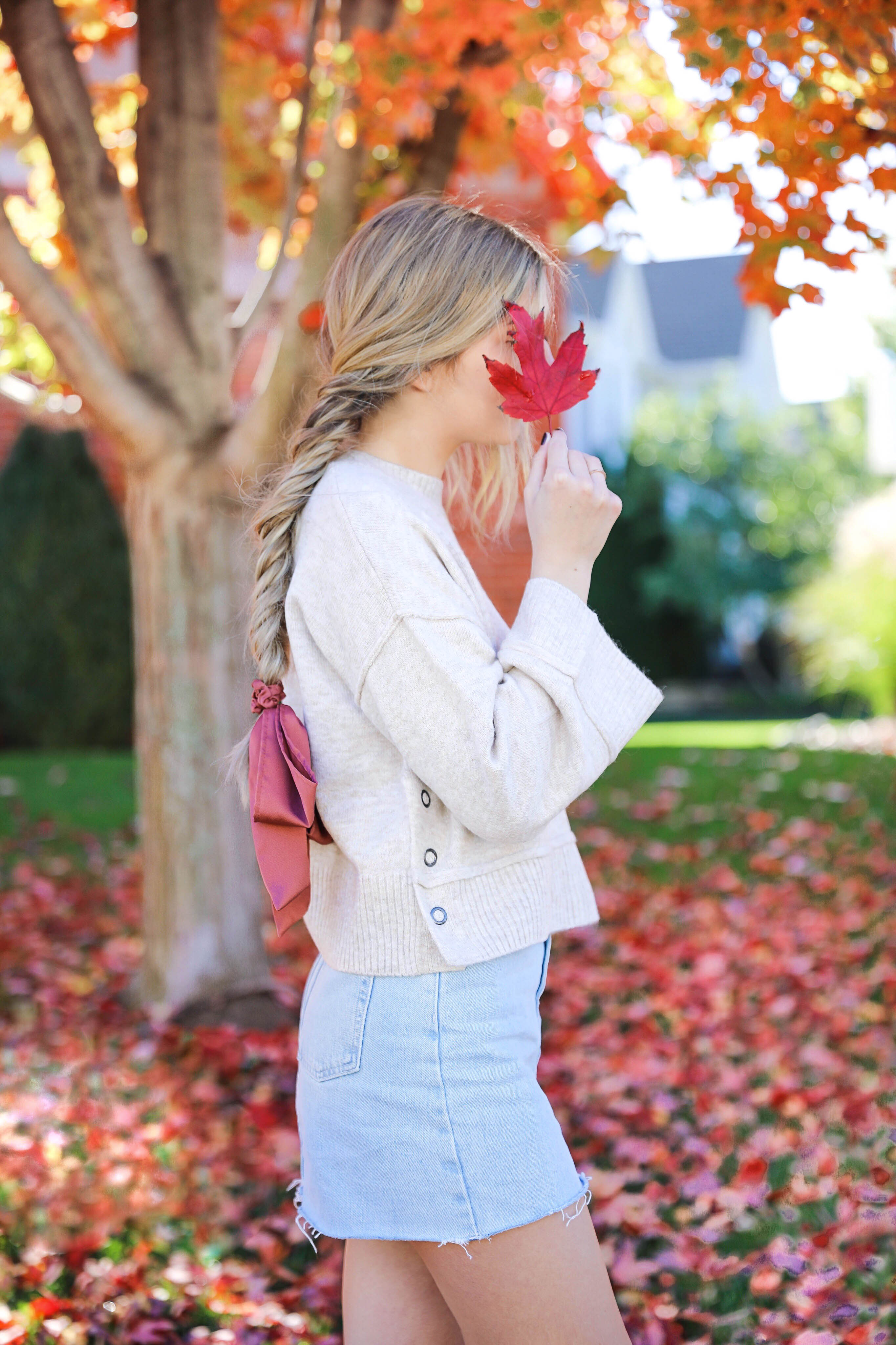 Two-ways-to-style-jean-skirts-in-the-fall-cardigan-sweater-fashion-blogger-daily-dose-of-charm-lauren-lindmark-