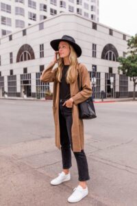 20 Cozy and Chic Brown Fall Outfits to Elevate Your Autumn Wardrobe
