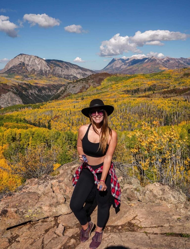 20 Stylish Fall Hiking Outfits for Women: Trail-Ready Looks That Turn Heads