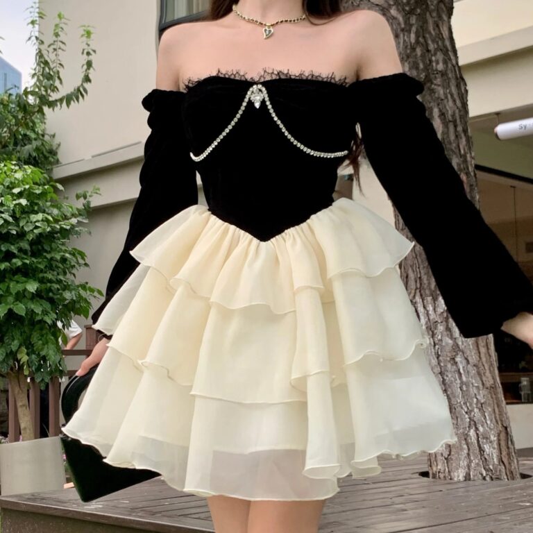 20 Enchanting Coquette Fall Outfits to Elevate Your Autumn Style