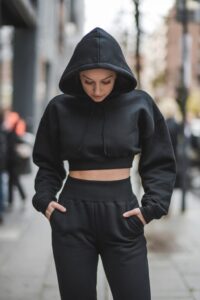 20 Baddie Fall Outfits That Will Turn Heads and Slay the Season