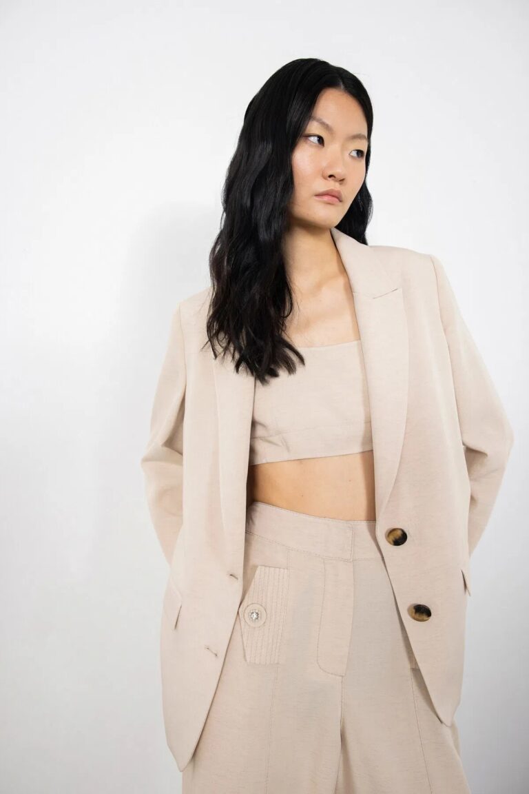 20 Chic Fall Business Outfits to Elevate Your Professional Wardrobe