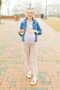 9-Must-Own-Maternity-Clothes-For-Summer-bottoms