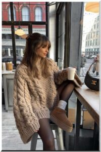 40+ Cozy Fall Outfits Perfect for Chilly Mornings Under a Blanket