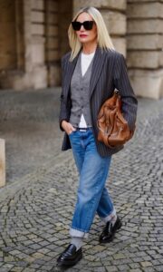 40+ Fall Business Casual Outfits for Your Next High Stakes Meeting