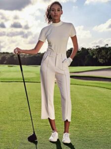 40+ Fall Golfing Outfits for Women Playing in Colder Weather