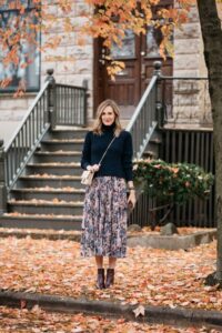40+ Long Skirt Fall Outfits for Breezy Walks and Coffee Dates