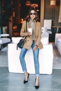 40+ Classic Fall Outfits That Never Go Out of Style