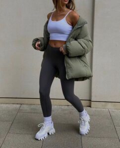 40+ Fall Workout Outfits to Keep You Motivated in Crisp Morning Air