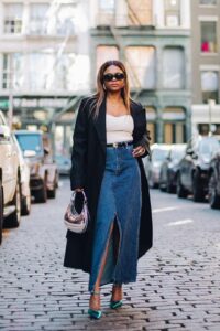 20 Jean Skirt Fall Outfits You Can Pair with Opaque Tights